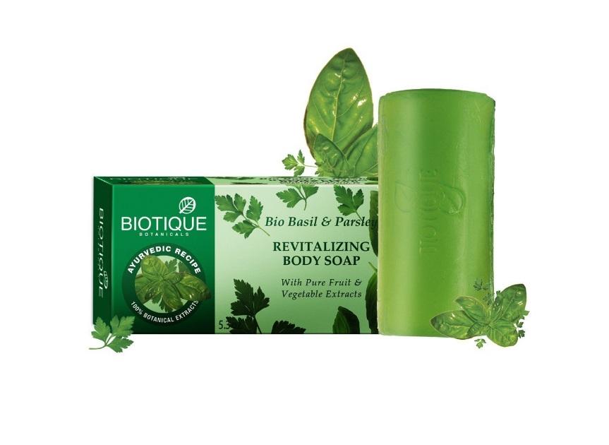 Biotique Basil & Parsley Revitalizing Bathing Bar